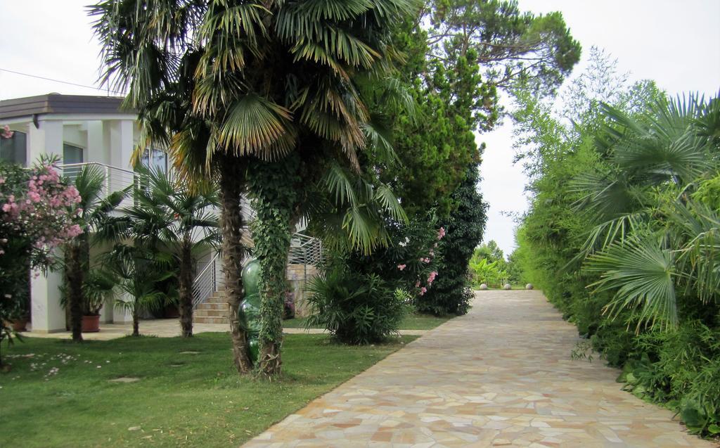 Agriturismob&B Loggia Degli Artisti Palazzolo dello Stella المظهر الخارجي الصورة
