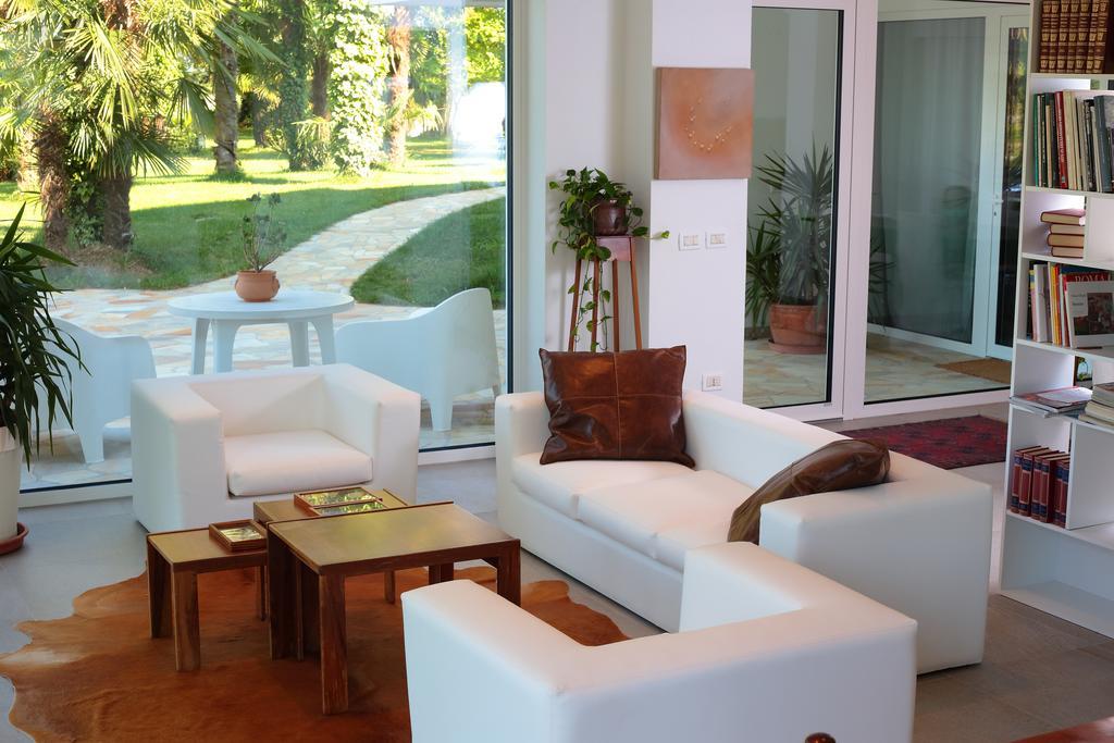Agriturismob&B Loggia Degli Artisti Palazzolo dello Stella المظهر الخارجي الصورة